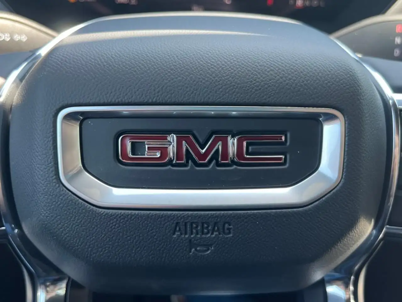 GMC Acadia снимка GMC Acadia