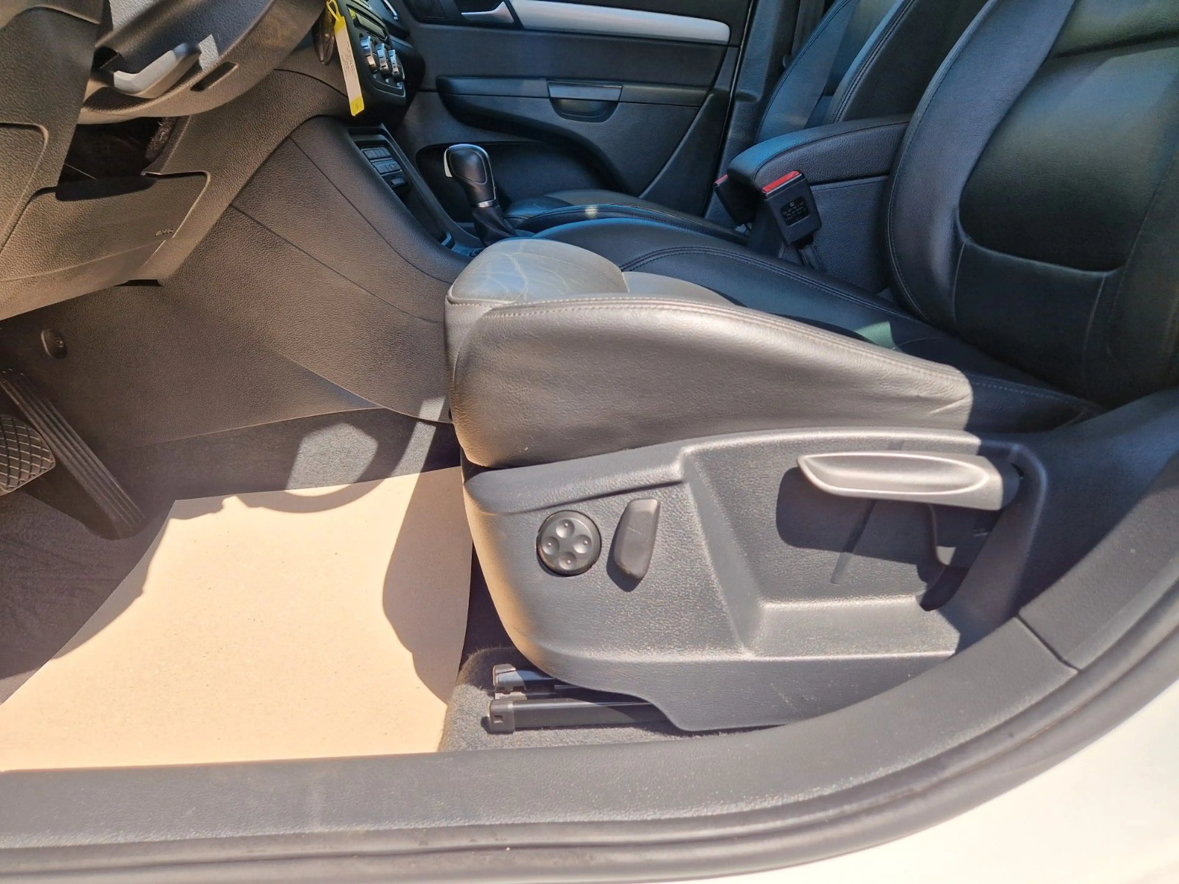 Volkswagen Sharan 2.0 TSI Highline +DSG+AHK+PANORAMA+LEDER+ — photo 15