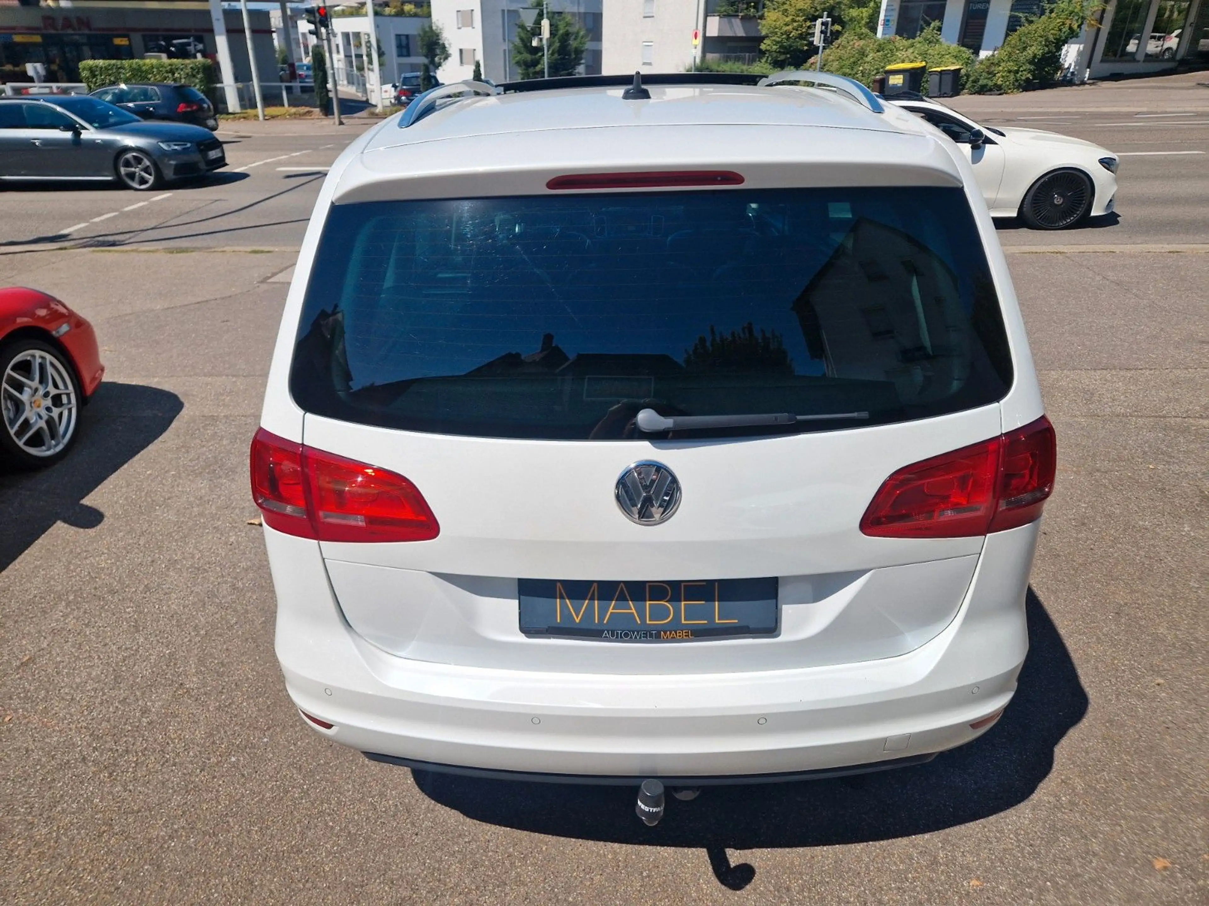 Volkswagen Sharan 2.0 TSI Highline +DSG+AHK+PANORAMA+LEDER+ — photo 37