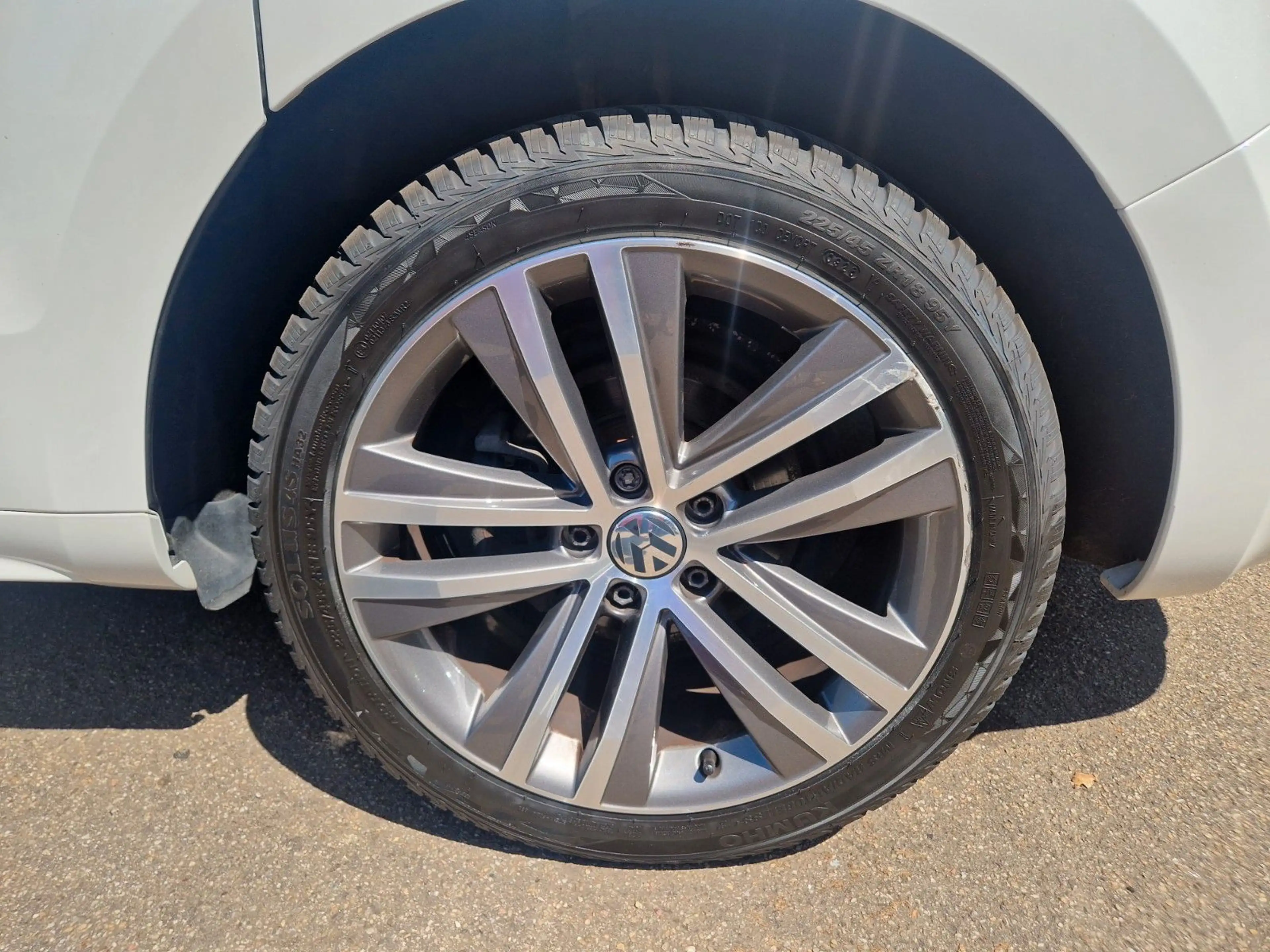 Volkswagen Sharan 2.0 TSI Highline +DSG+AHK+PANORAMA+LEDER+ — photo 34