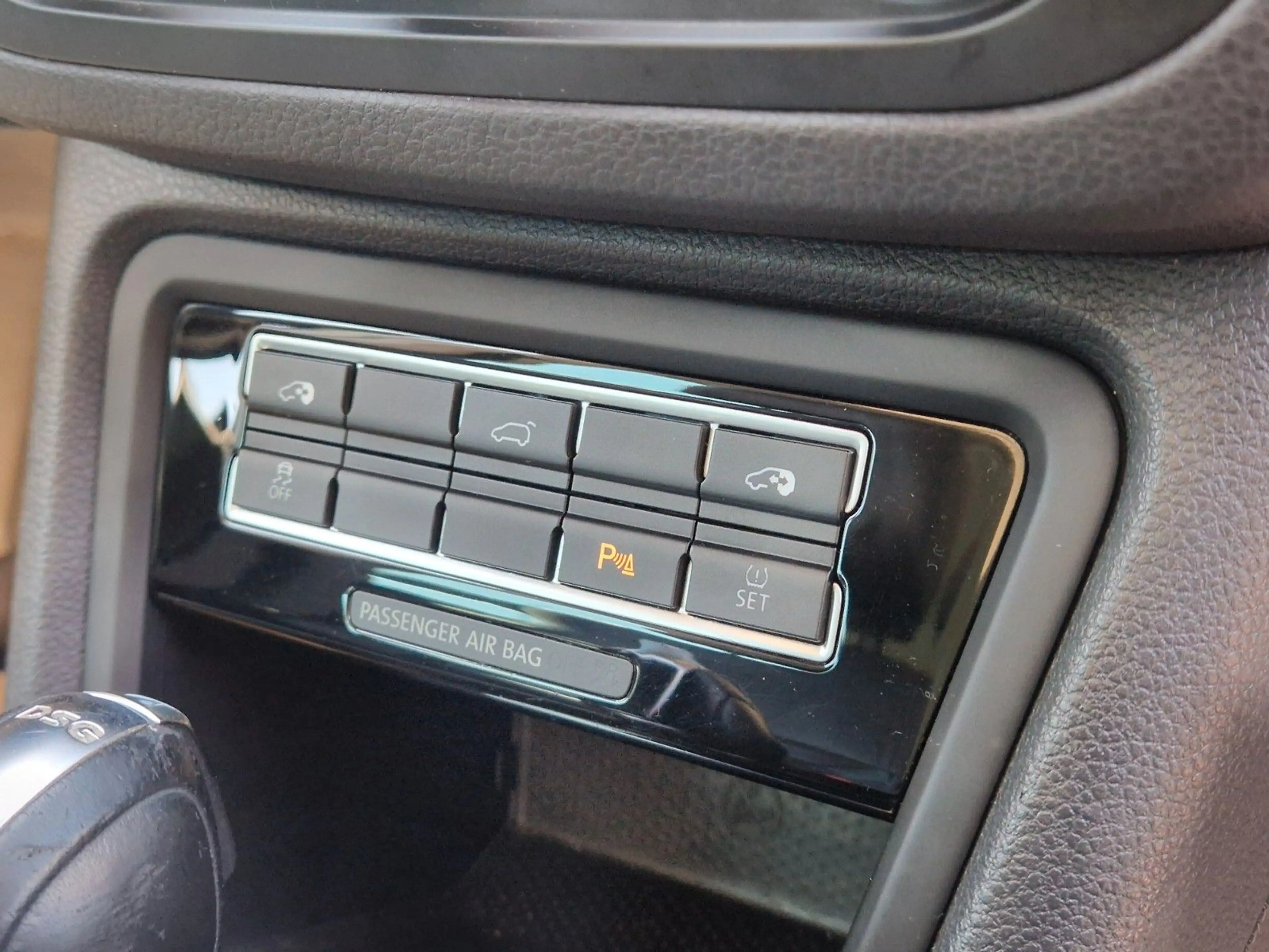 Volkswagen Sharan 2.0 TSI Highline +DSG+AHK+PANORAMA+LEDER+ — photo 26