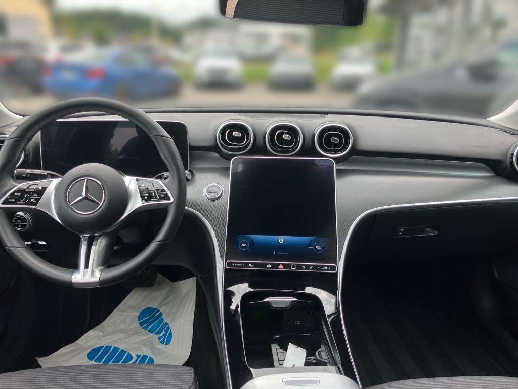 Mercedes-Benz C 180