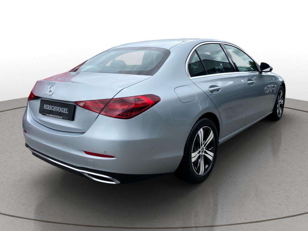 Mercedes-Benz C 180