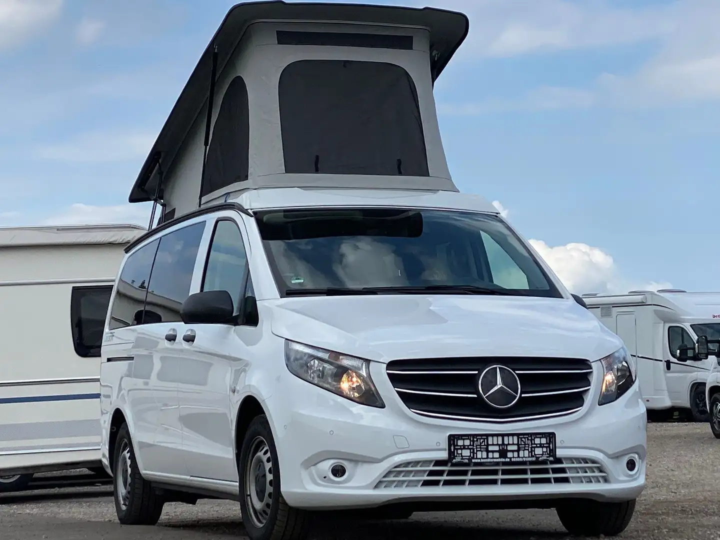 Pössl Campstar Mercedes Vito Tourer Pro Lang Weiß - 1