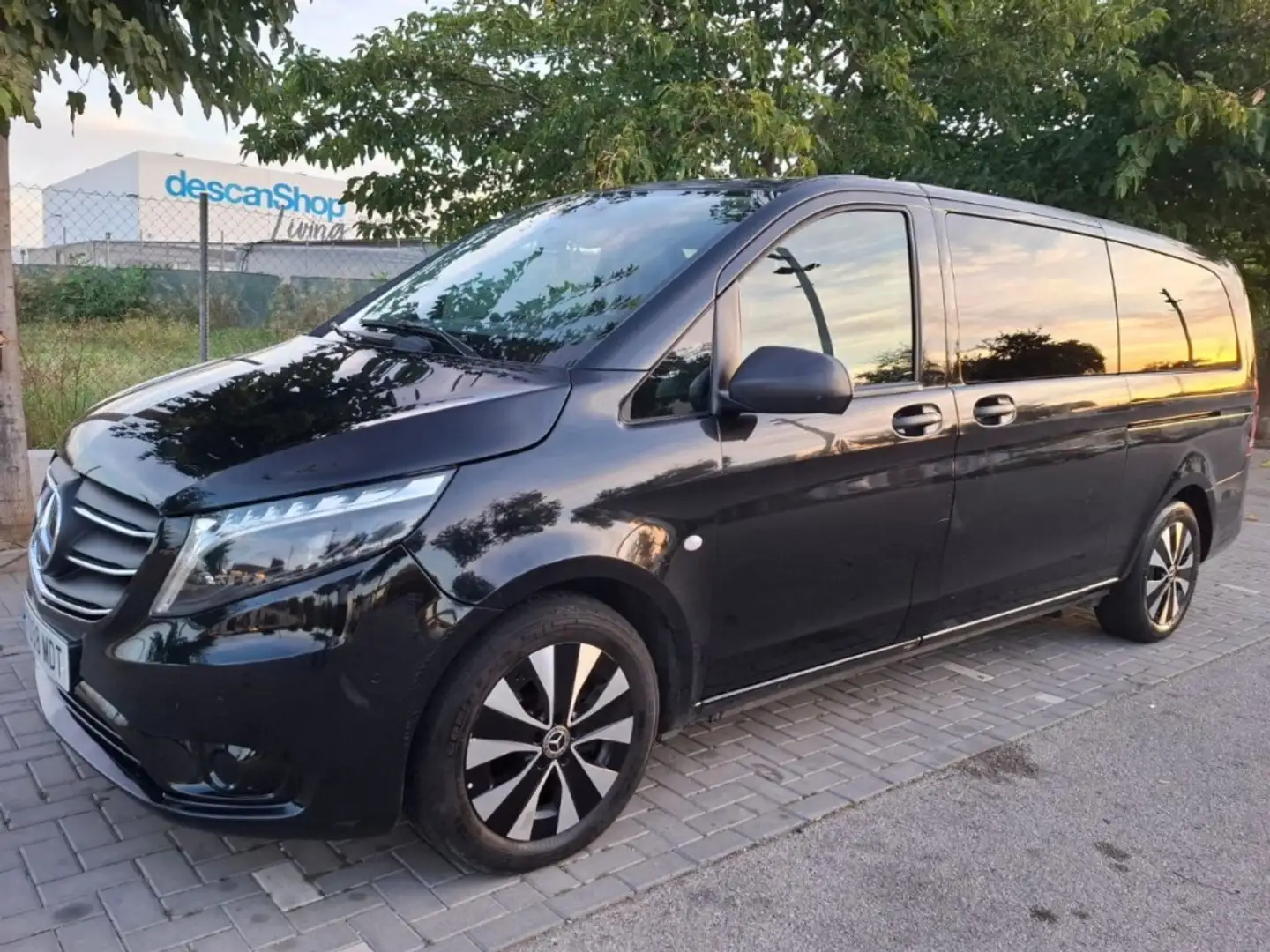 Mercedes-Benz Vito Tourer 114 CDI Select Extralarga 9G-Tronic Zwart - 1