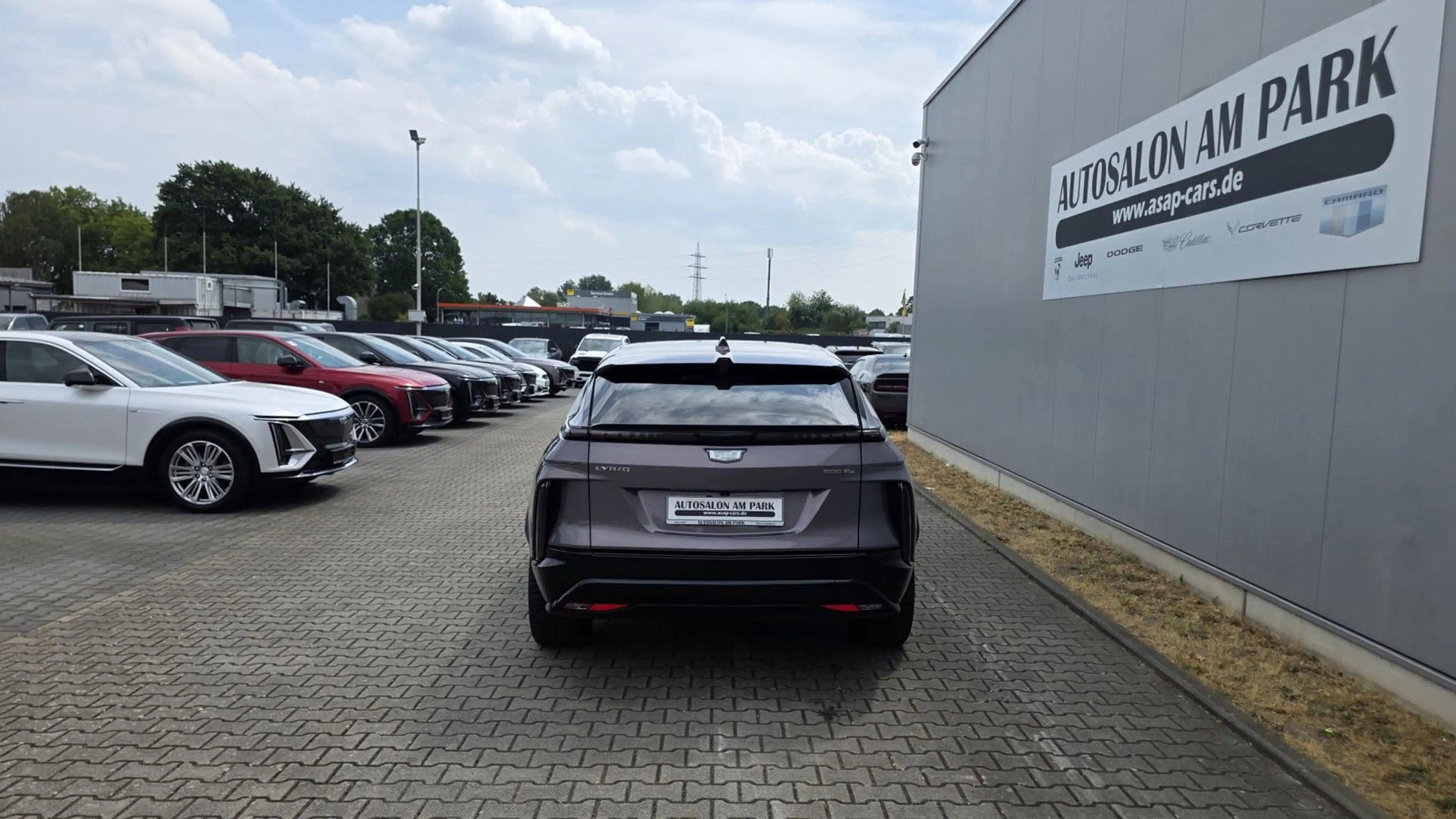 Cadillac Lyriq Cadillac LYRIQ Sport 600e AWD — photo 6