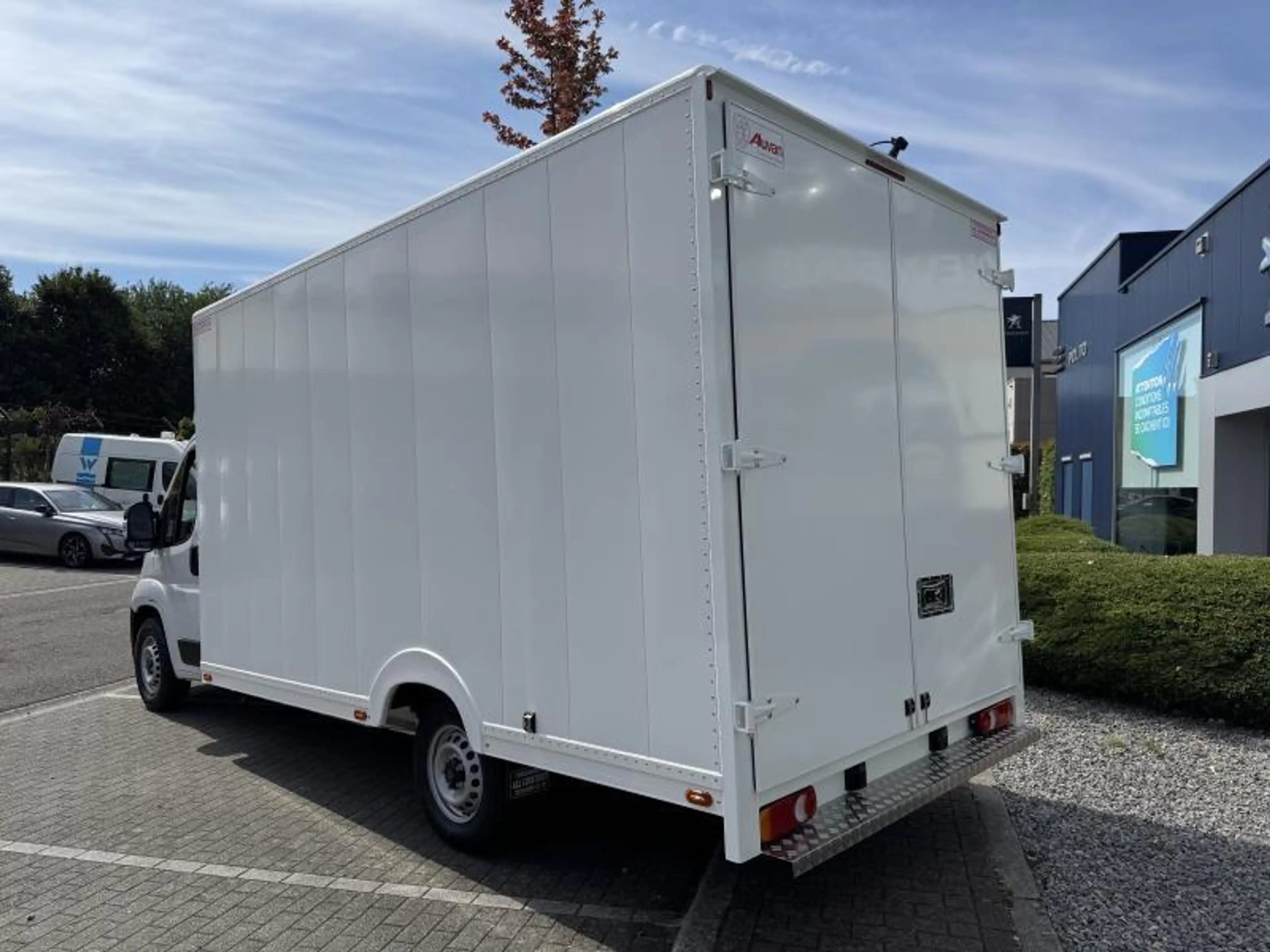 Peugeot Boxer & e- — photo 5