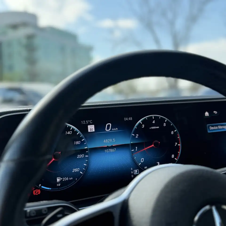 Mercedes-Benz GLE снимка Mercedes-Benz GLE