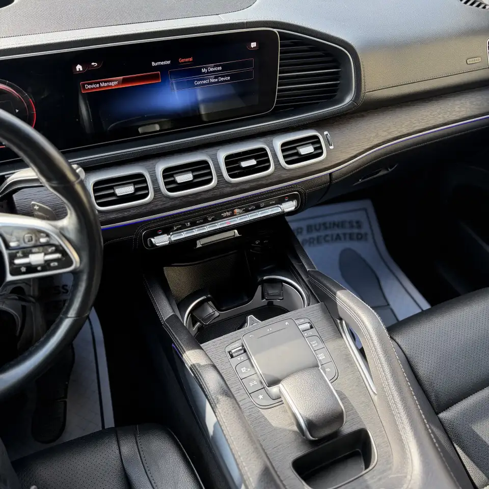 Mercedes-Benz GLE снимка Mercedes-Benz GLE