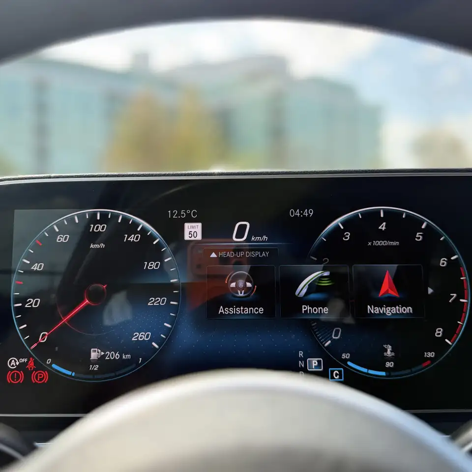 Mercedes-Benz GLE снимка Mercedes-Benz GLE