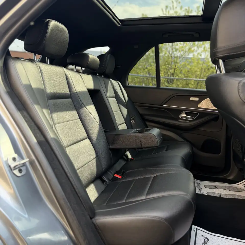 Mercedes-Benz GLE снимка Mercedes-Benz GLE