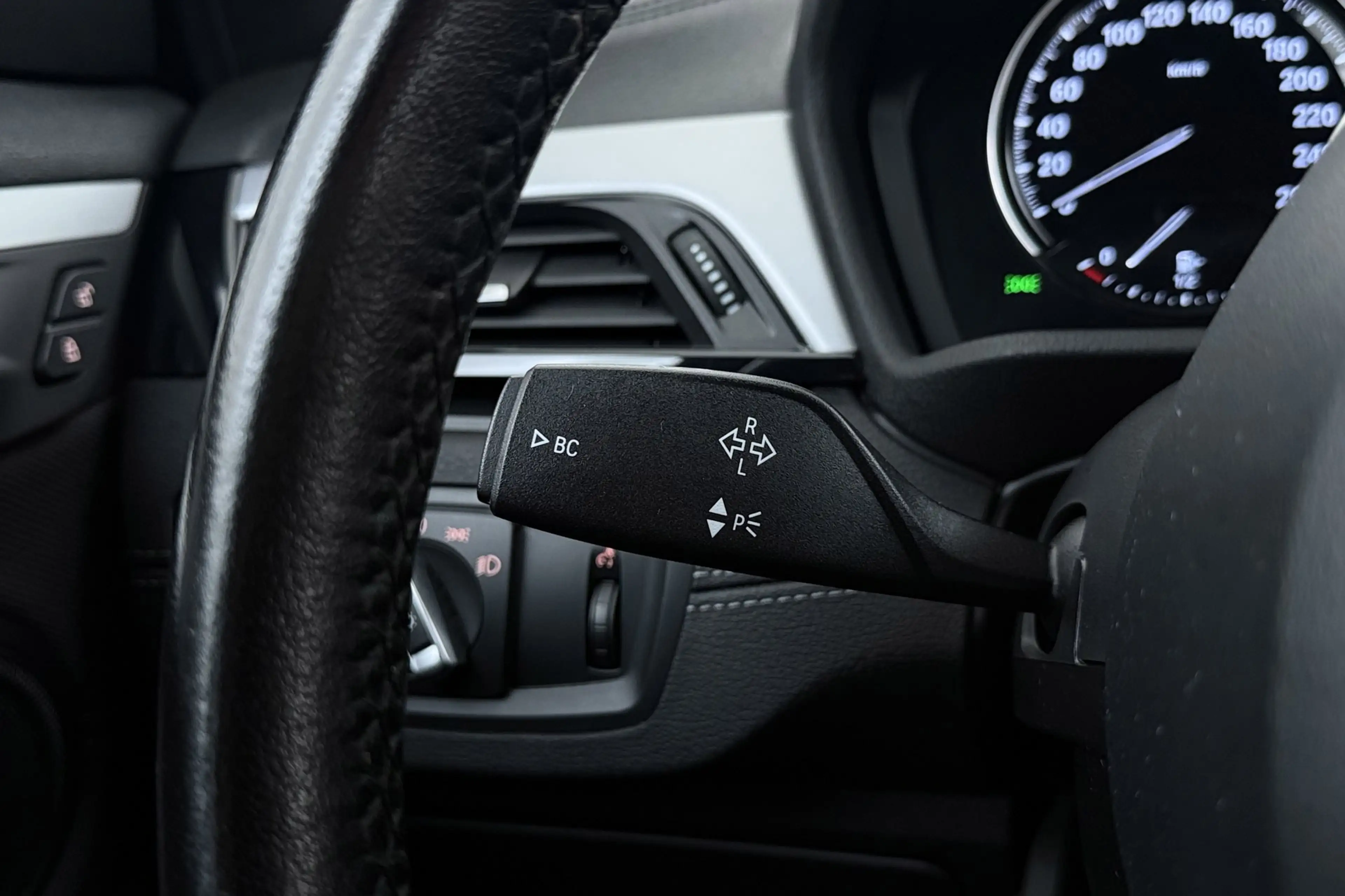 BMW X2 SDrive18i Business Edition Plus | Sportstoelen | B — photo 35