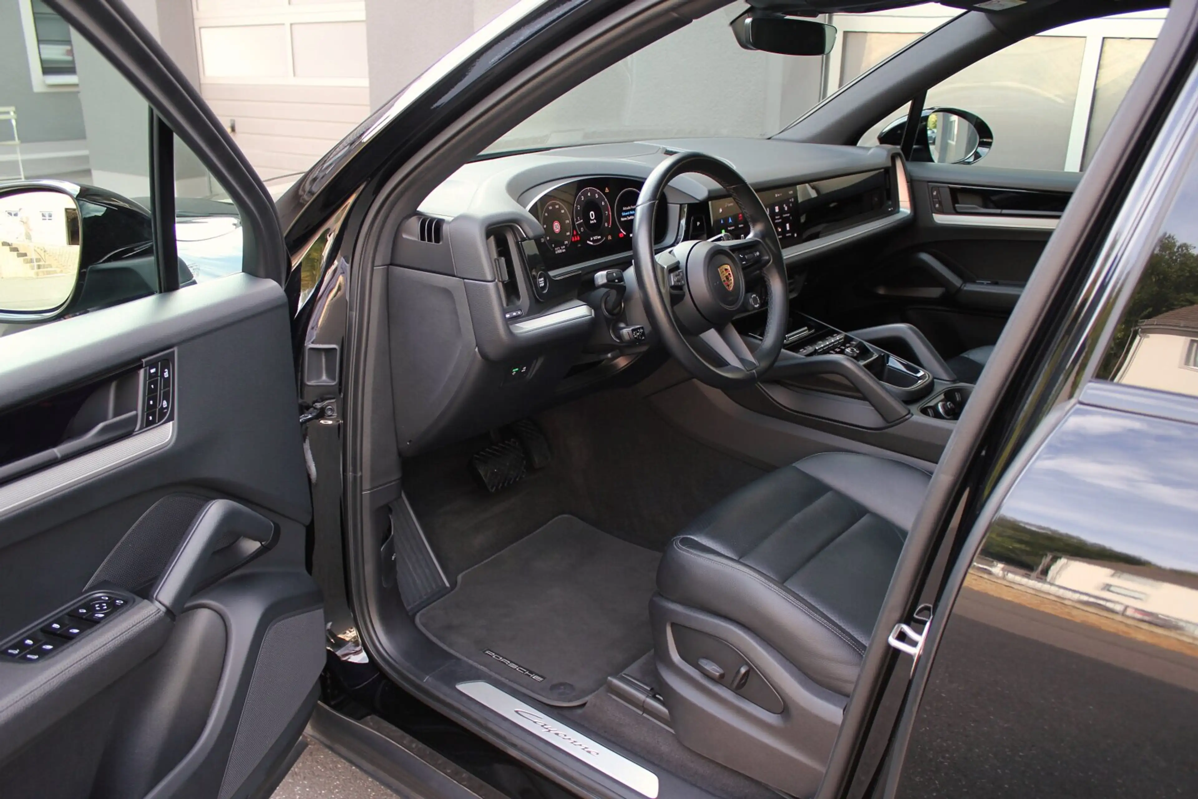 Porsche Cayenne Cayenne*ACC,Luft,Pano,360°,1.Hand,Dt.FZG,U-Frei* — photo 5