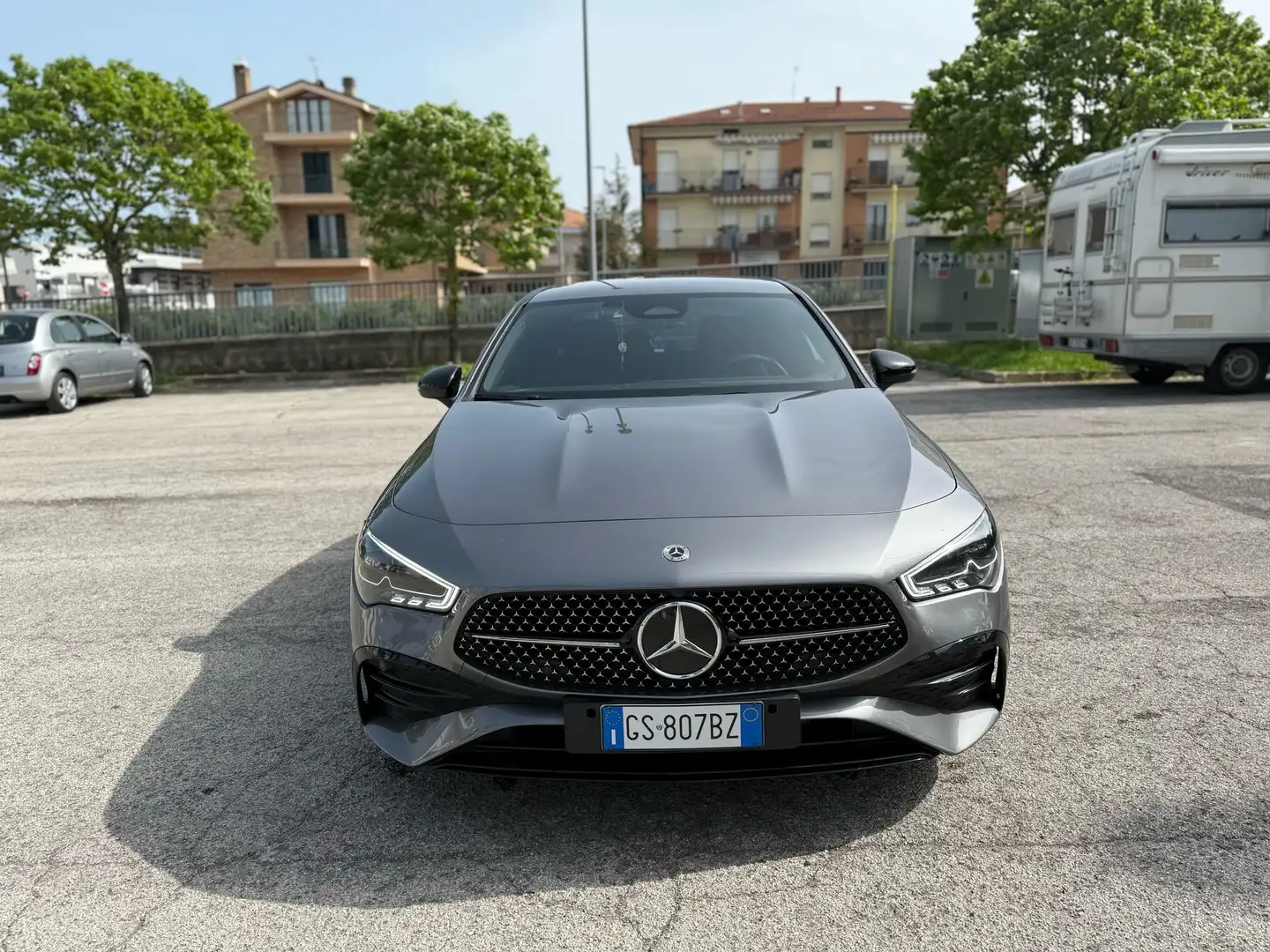 Mercedes-Benz CLA 180 CLA Coupe - C118 Coupe d Sport auto Šedá - 1