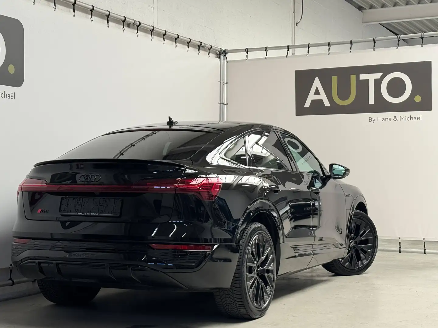 Audi Q8 e-tron Sportback e-Tron 89 kWh 50 Quattro S line Schwarz - 2