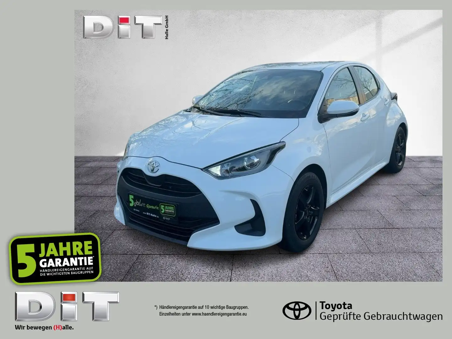 TOYOTA Yaris