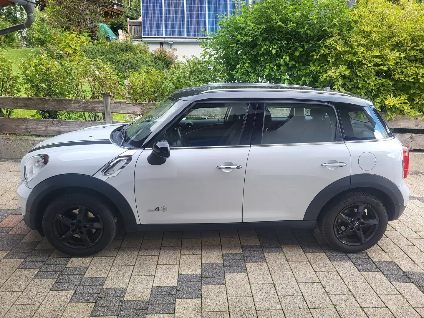 MINI Cooper D Countryman MINI Countryman COOPER D ALL4 COOPER Weiß - 1