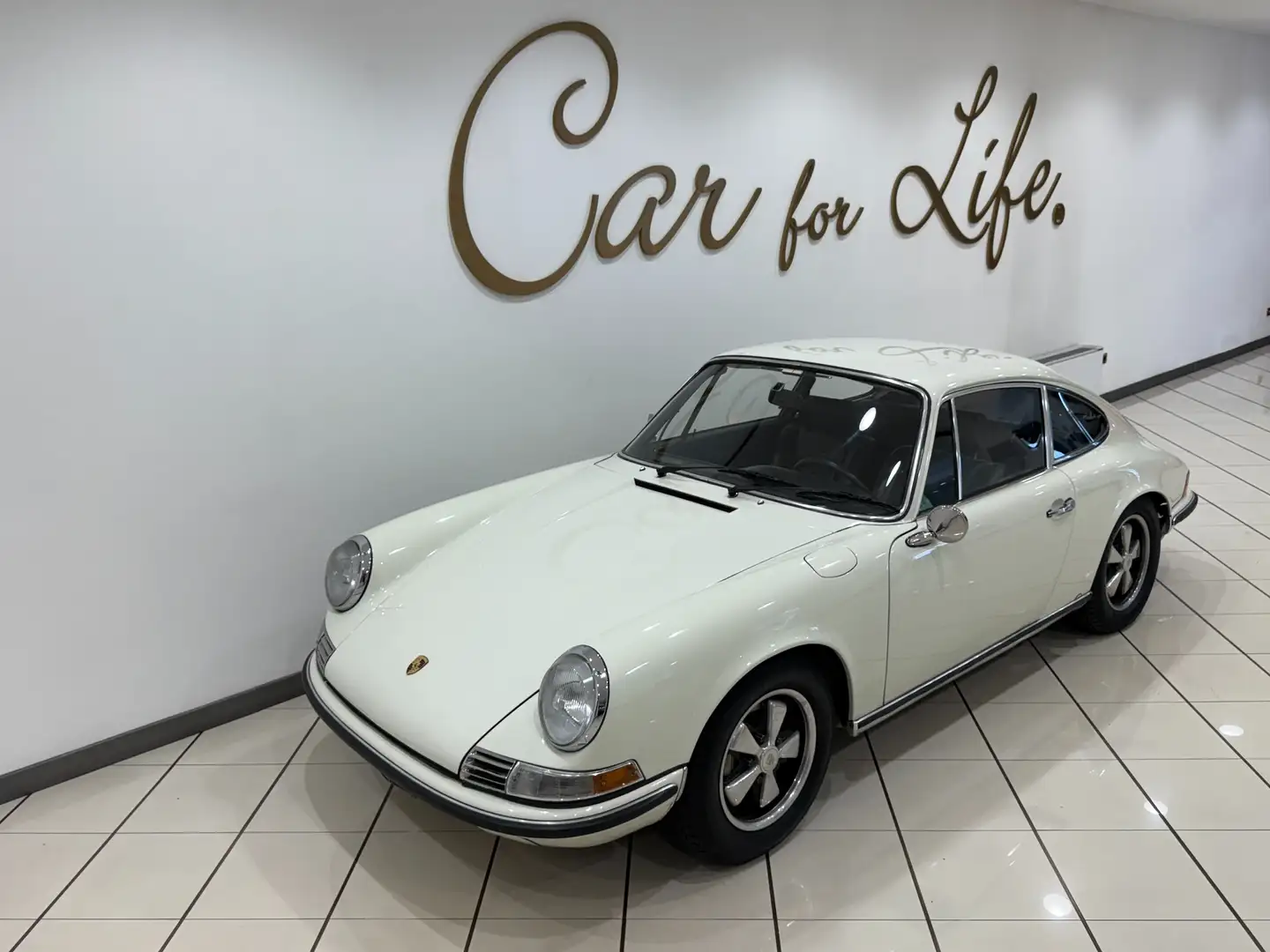 Porsche 911 S 2.2 Coupè Белый - 1