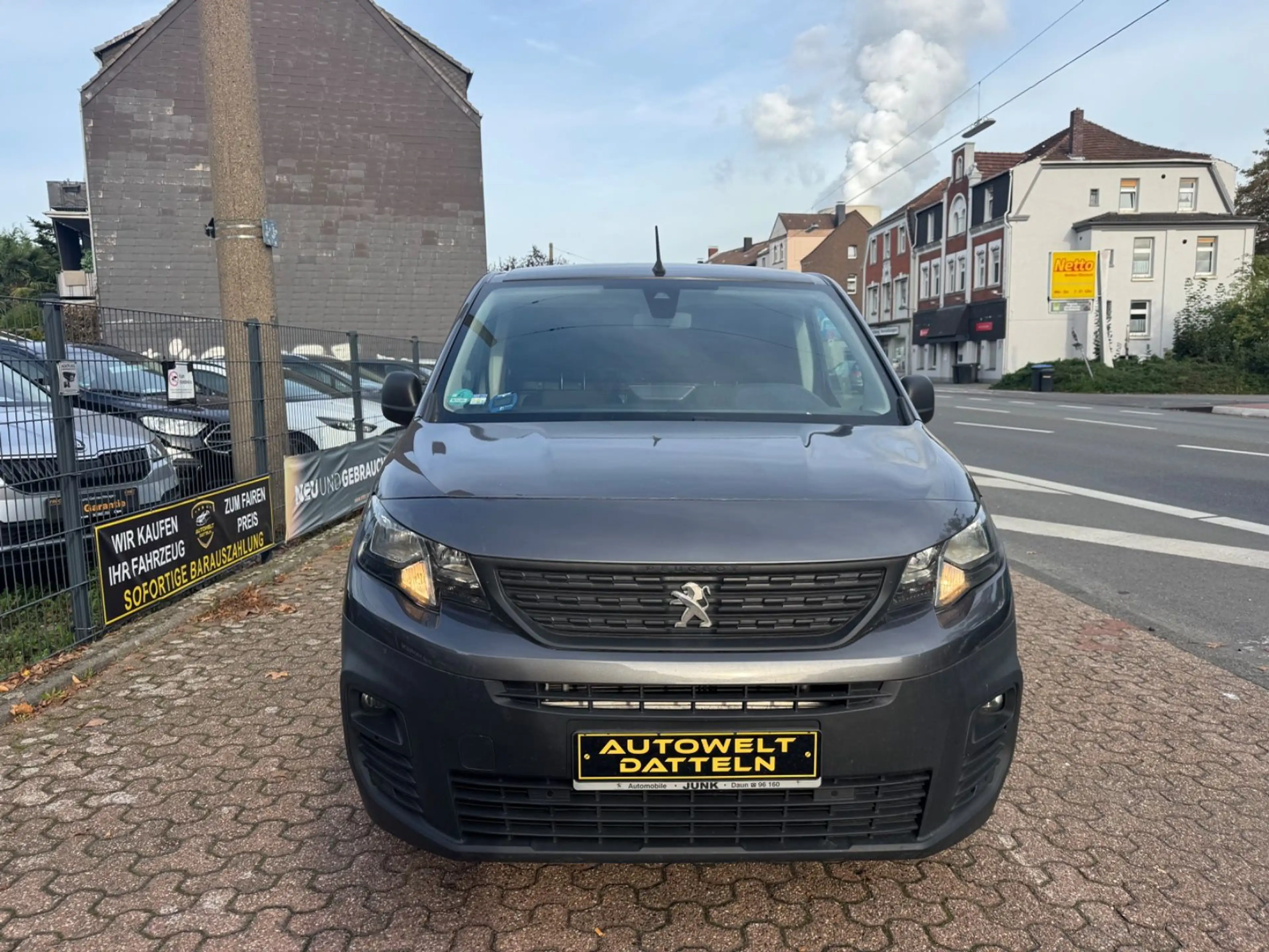 Peugeot Partner PremiumL1/AUT/R-KAMERA/NAVI/PDC/STHZ/SHZ — photo 2