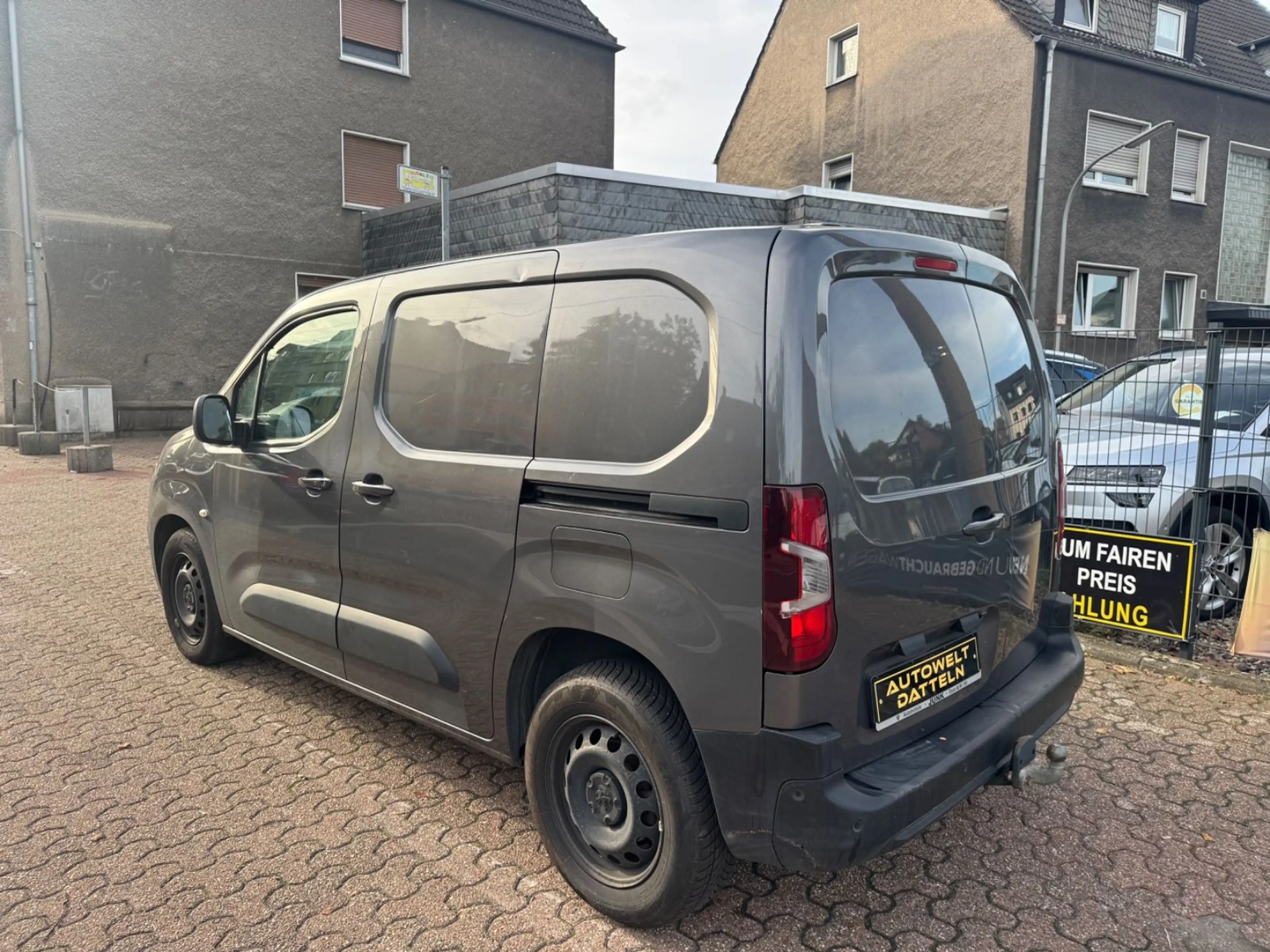 Peugeot Partner PremiumL1/AUT/R-KAMERA/NAVI/PDC/STHZ/SHZ — photo 6