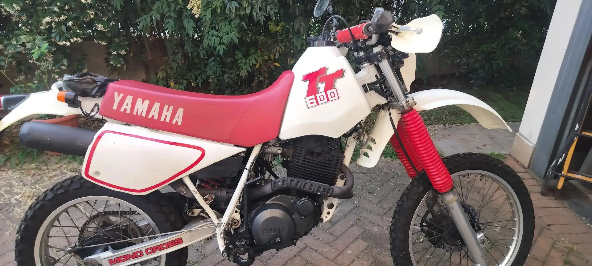 Yamaha TT 600 Bianco - 2
