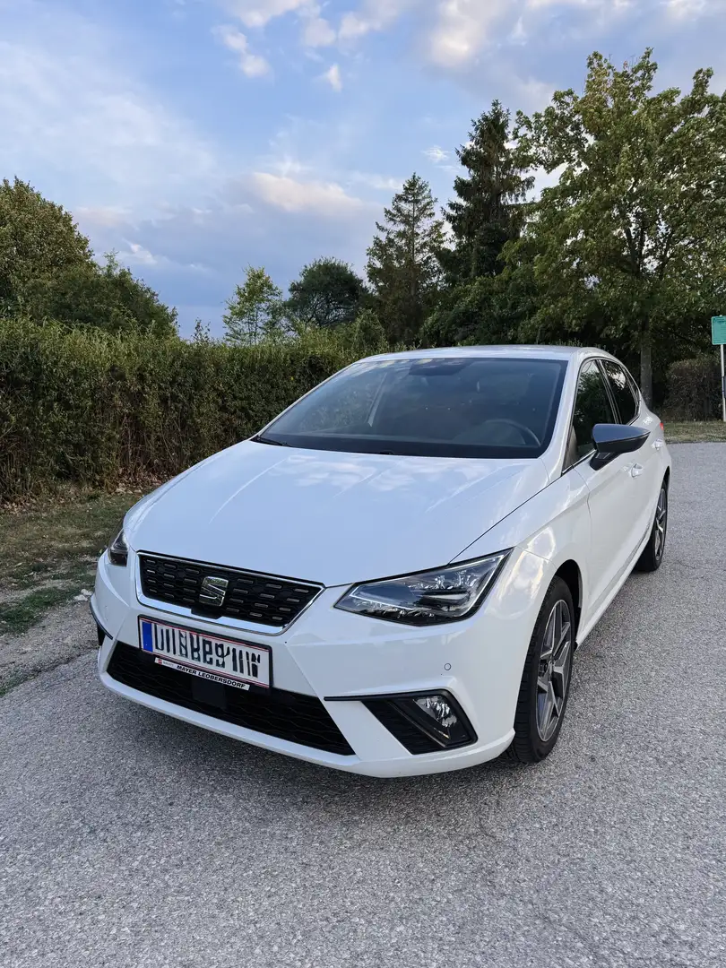 SEAT Ibiza Ibiza 1,0 ECO TSI Xcellence Weiß - 1