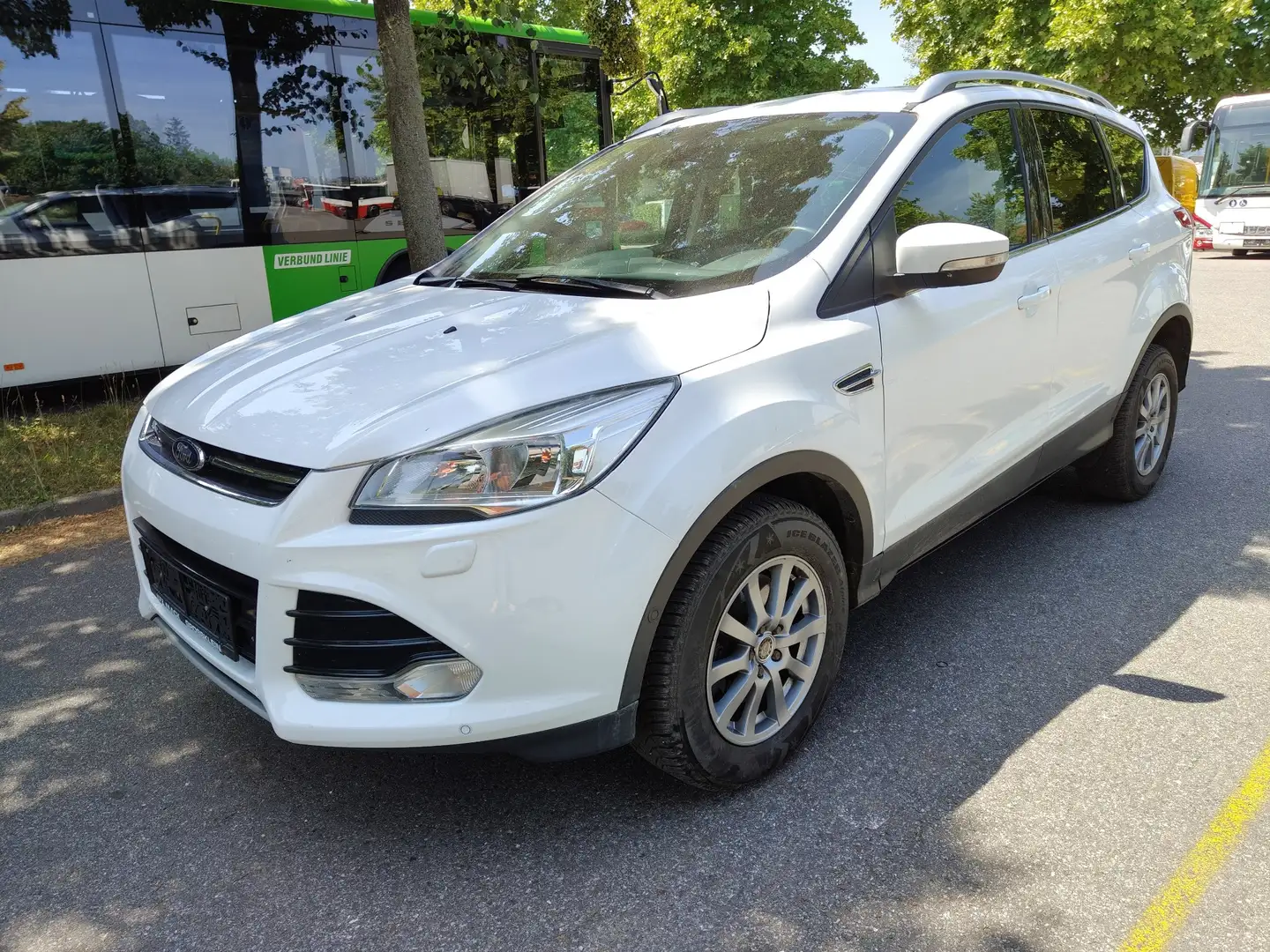 Ford Kuga 2,0 TDCi Titanium 4x4 - 2