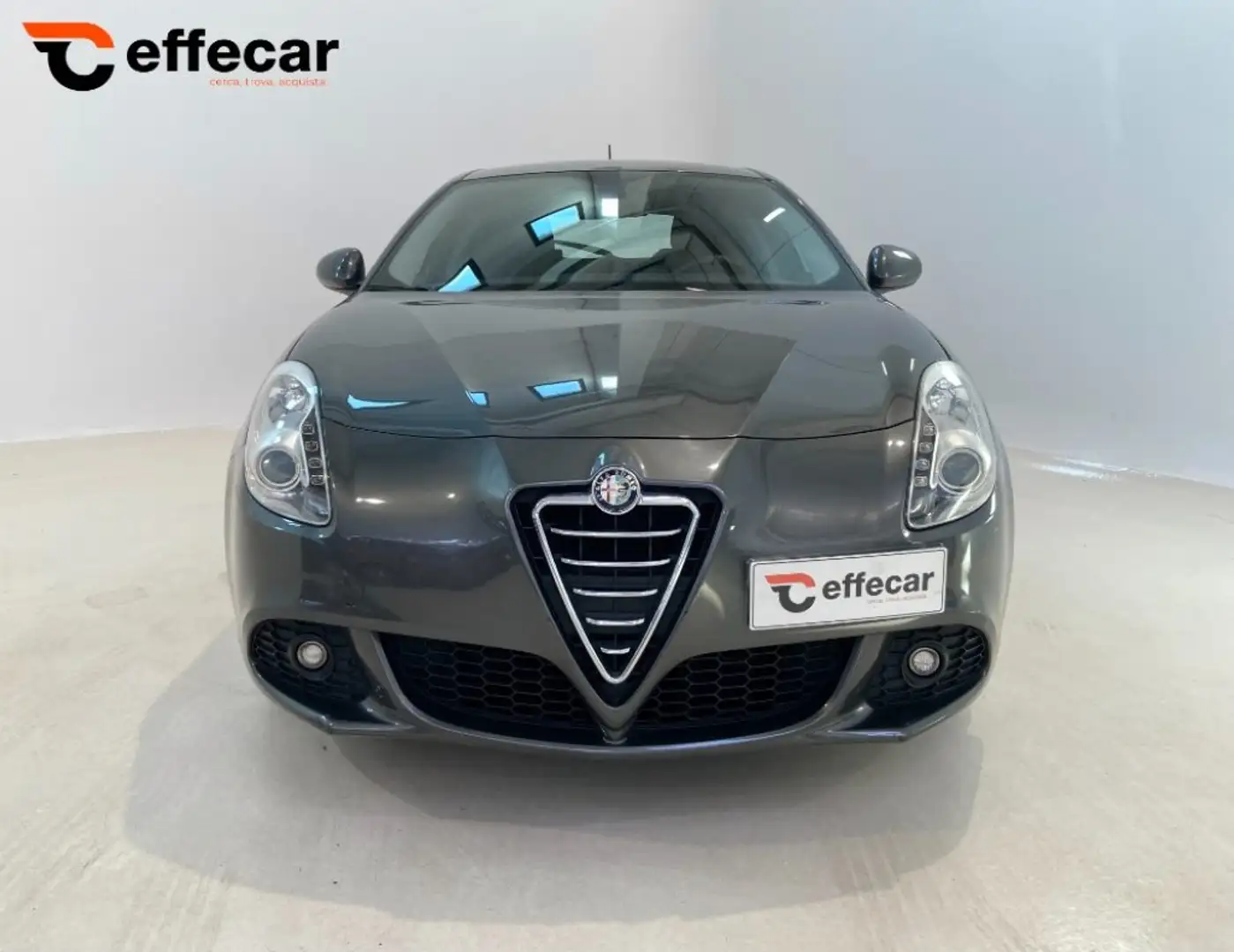 Alfa Romeo Giulietta 1.4 Turbo MultiAir Distinctive Grigio - 2
