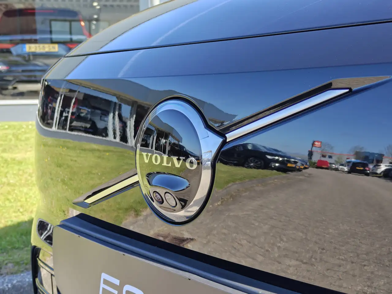 Volvo ES90 2026