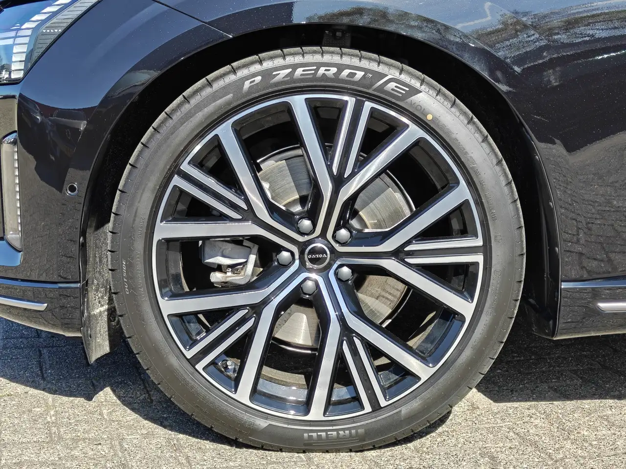 Volvo ES90 2026