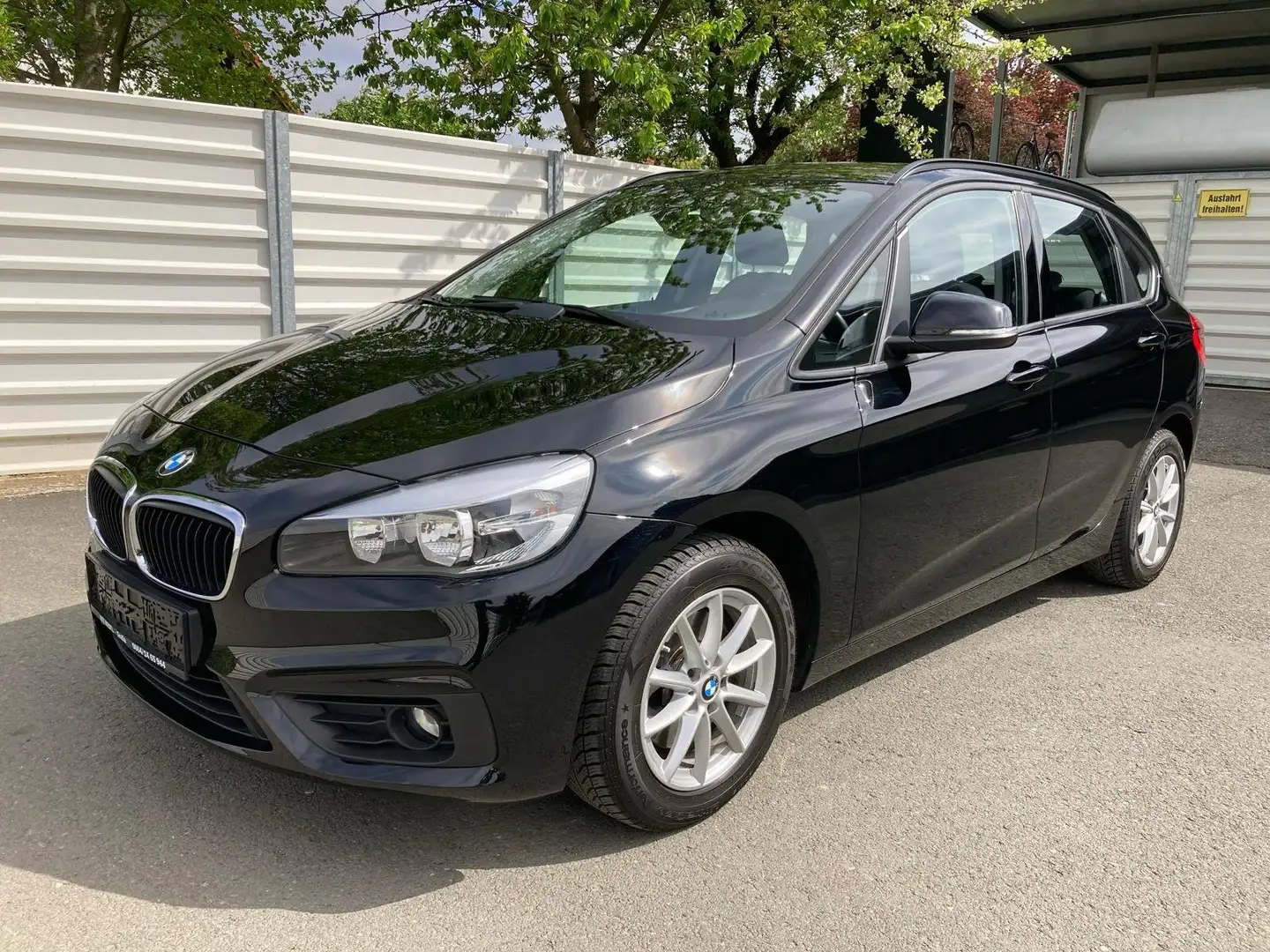 BMW 218 218i Active Tourer - 1.Besitz - Wenig Kilometer - Noir - 1