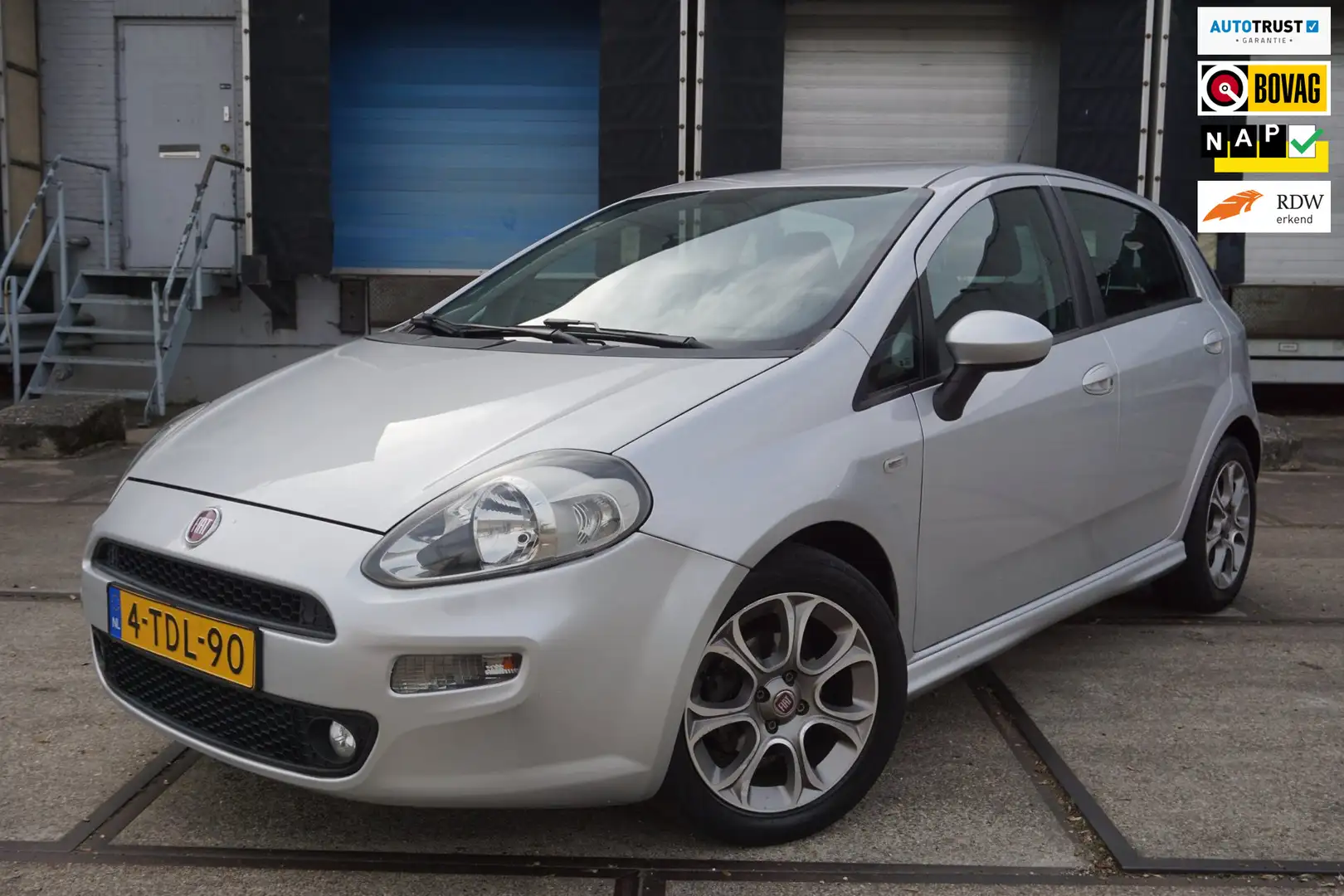 Fiat Punto Evo 0.9 TwinAir Edizione Cool Gris - 1