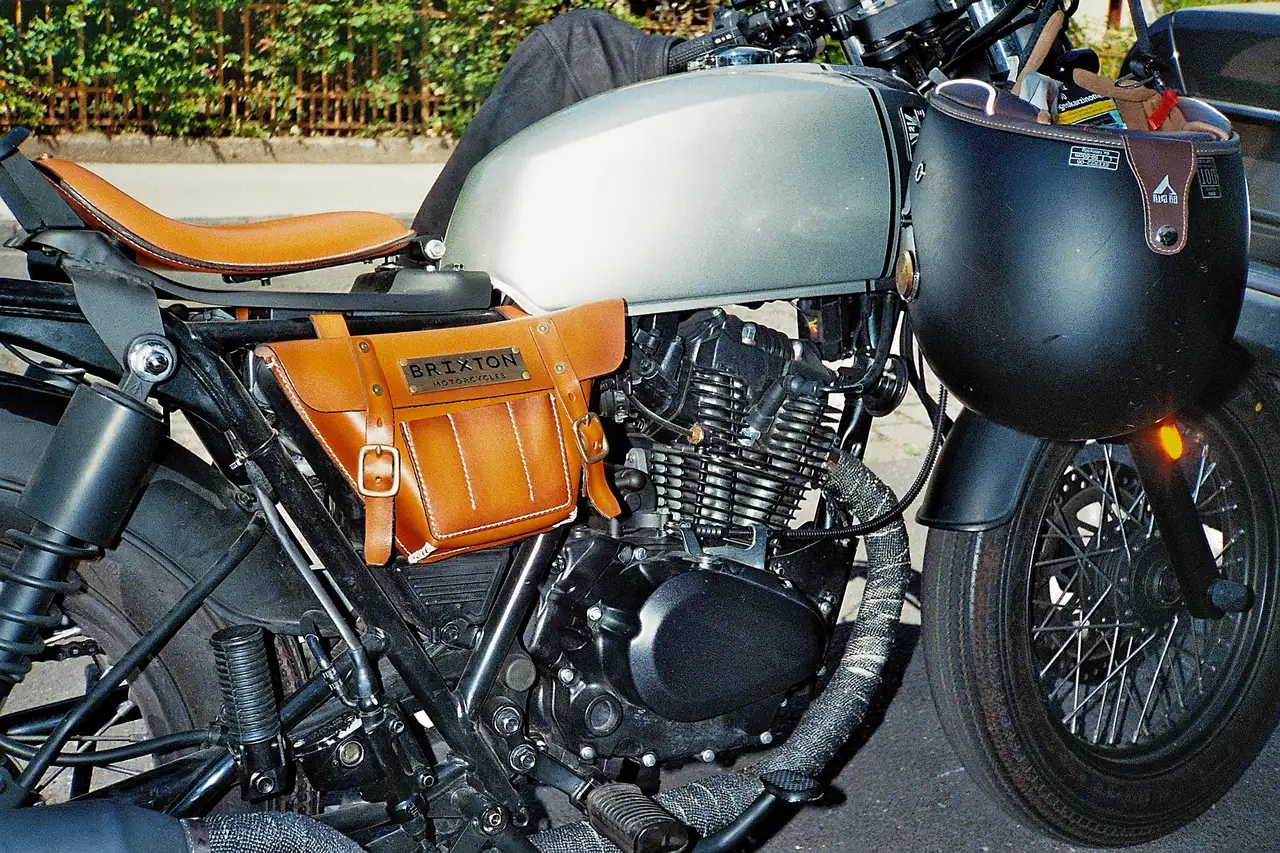 Brixton Rayburn 125