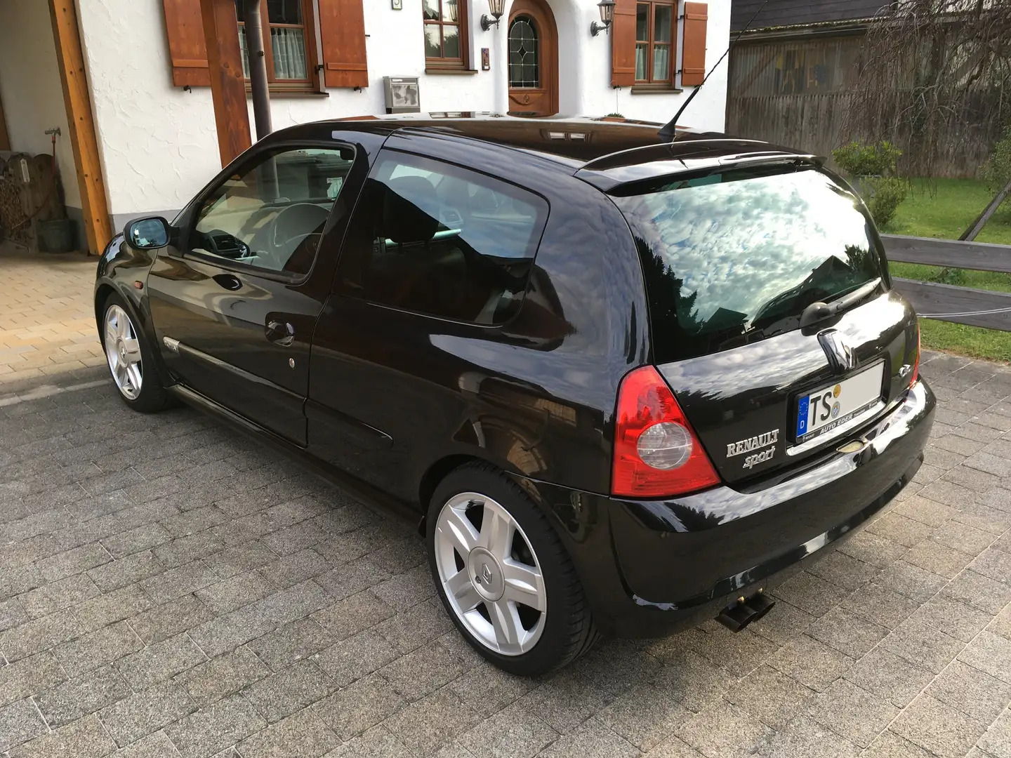 Renault Clio Renault CLIO Sport 2.0 16V Schwarz - 2