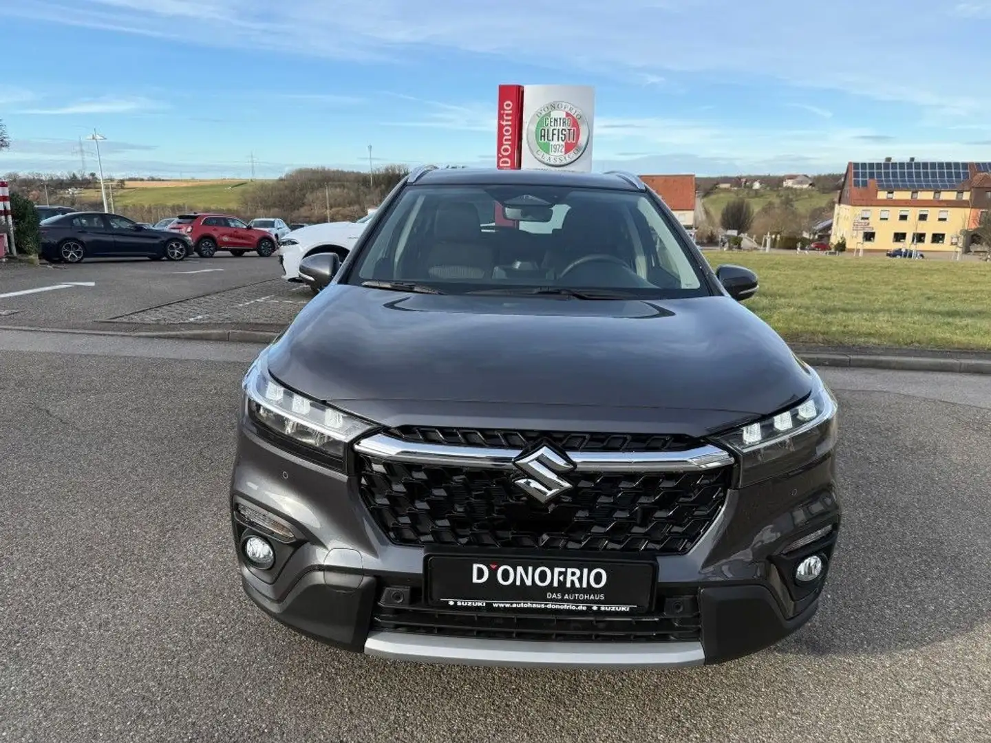 Suzuki S-Cross 1.4 Boosterjet Hybrid ALLGRIP Comfort Grau - 2