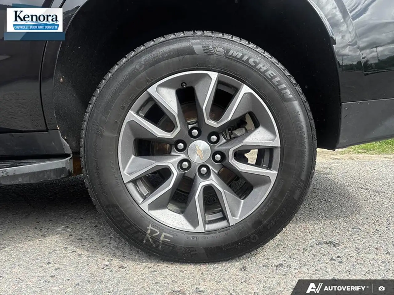 Chevrolet Tahoe снимка Chevrolet Tahoe