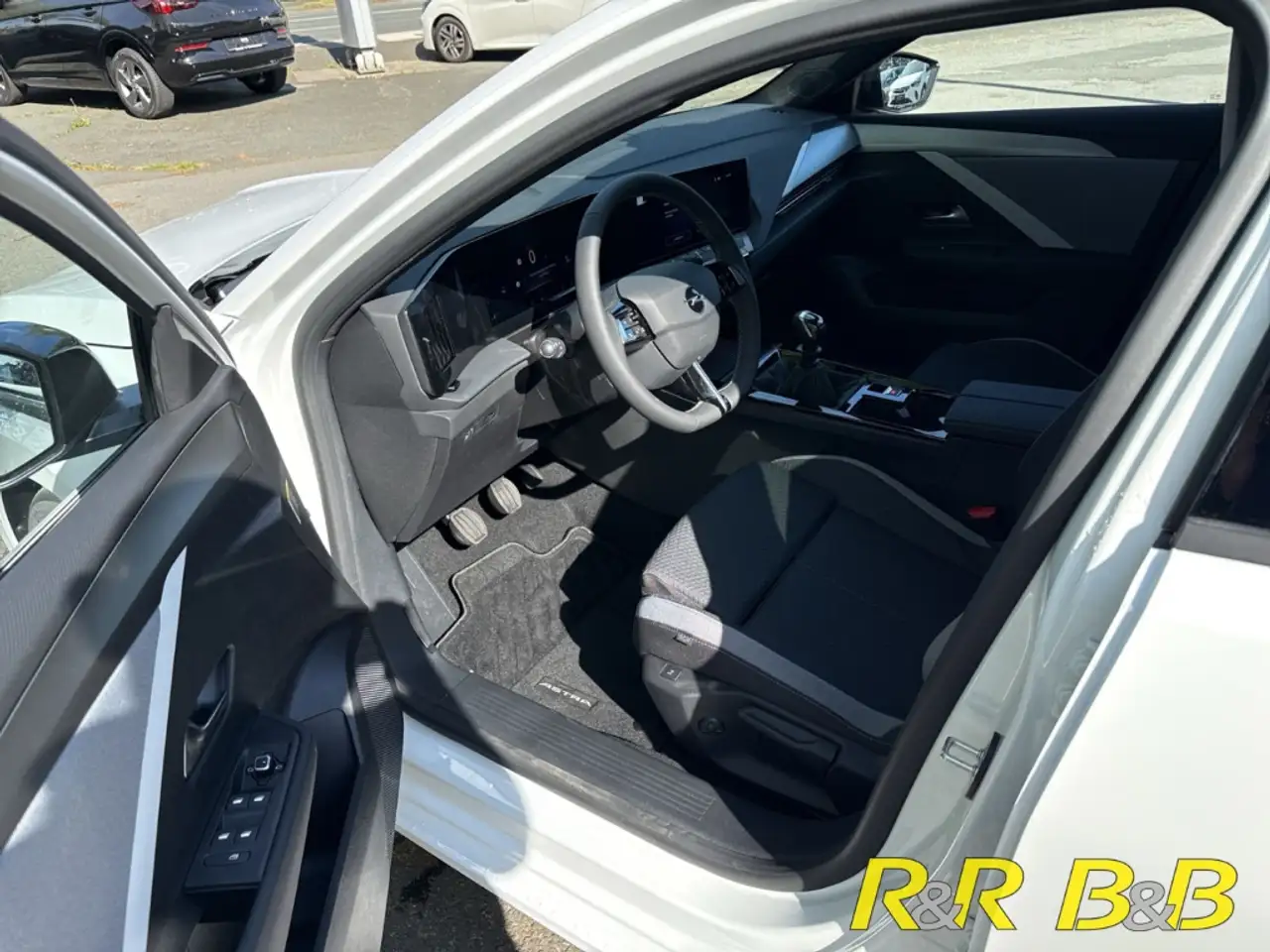 Opel Astra L Edition 1.2 Turbo SHZ+CARPLAY+DAB+BT+LHZ+PDC+LED 9