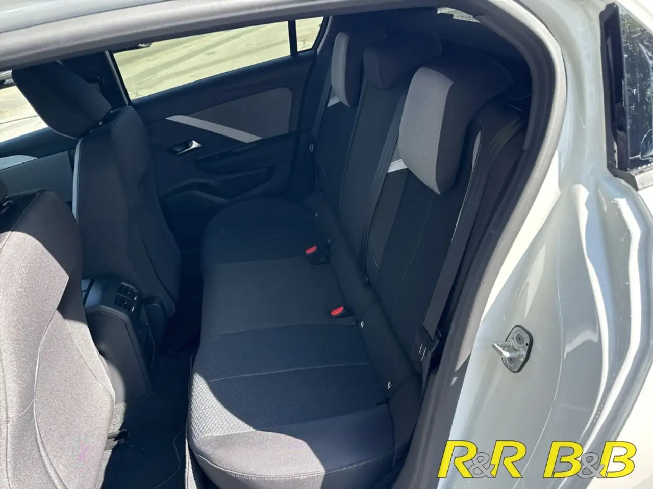 Opel Astra L Edition 1.2 Turbo SHZ+CARPLAY+DAB+BT+LHZ+PDC+LED 10