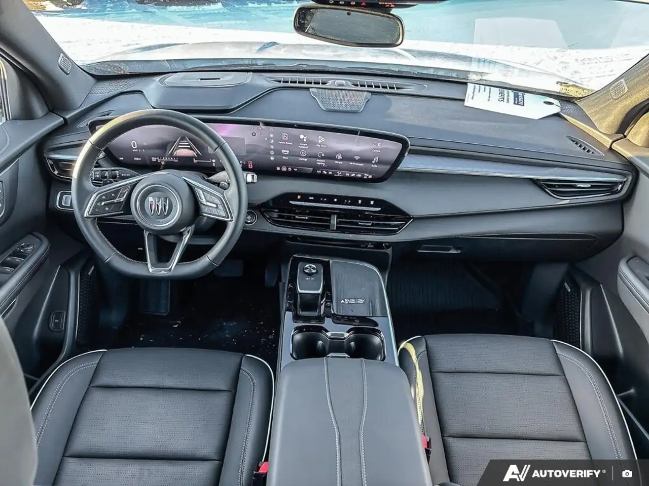 Buick Enclave снимка Buick Enclave