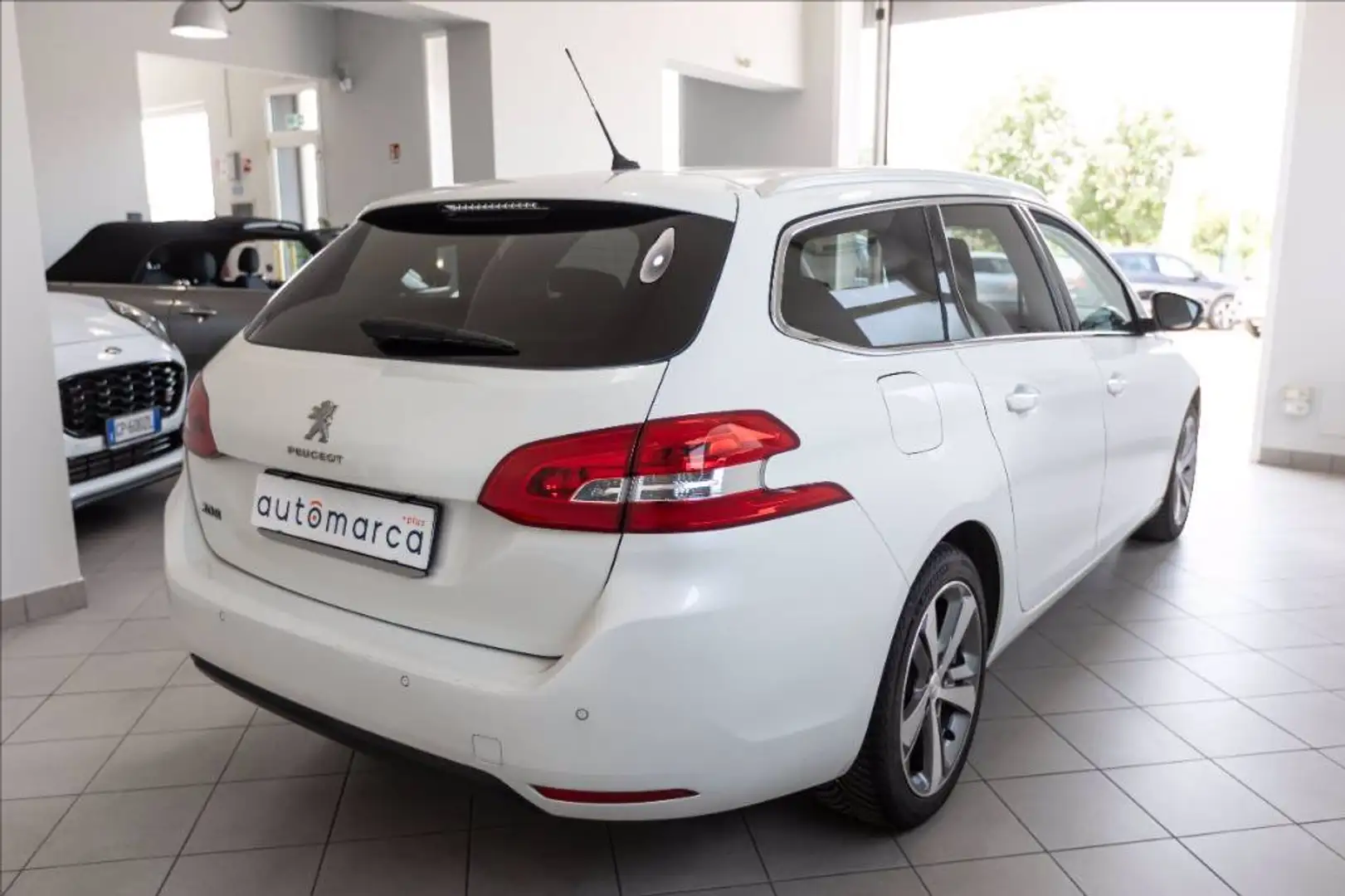 Peugeot 308 SW 1.2 puretech t Allure s&s 130cv my20 Weiß - 2