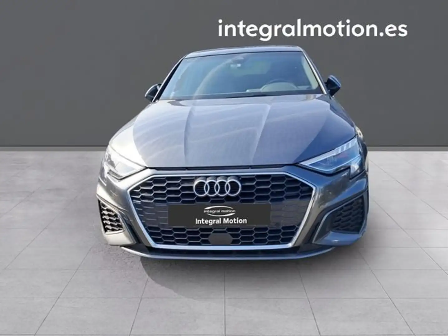 Audi A3 Sportback S line 35 TFSI 110kW S tronic Gris - 2