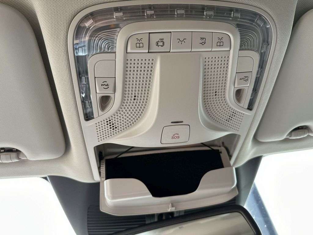 Mercedes-Benz V 220