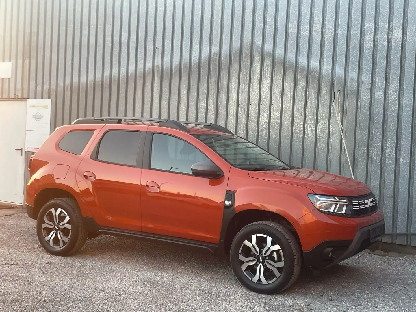 Dacia Duster II Journey°SHZ°KAMERA°NAVI°LPG°LED° Arancione - 2