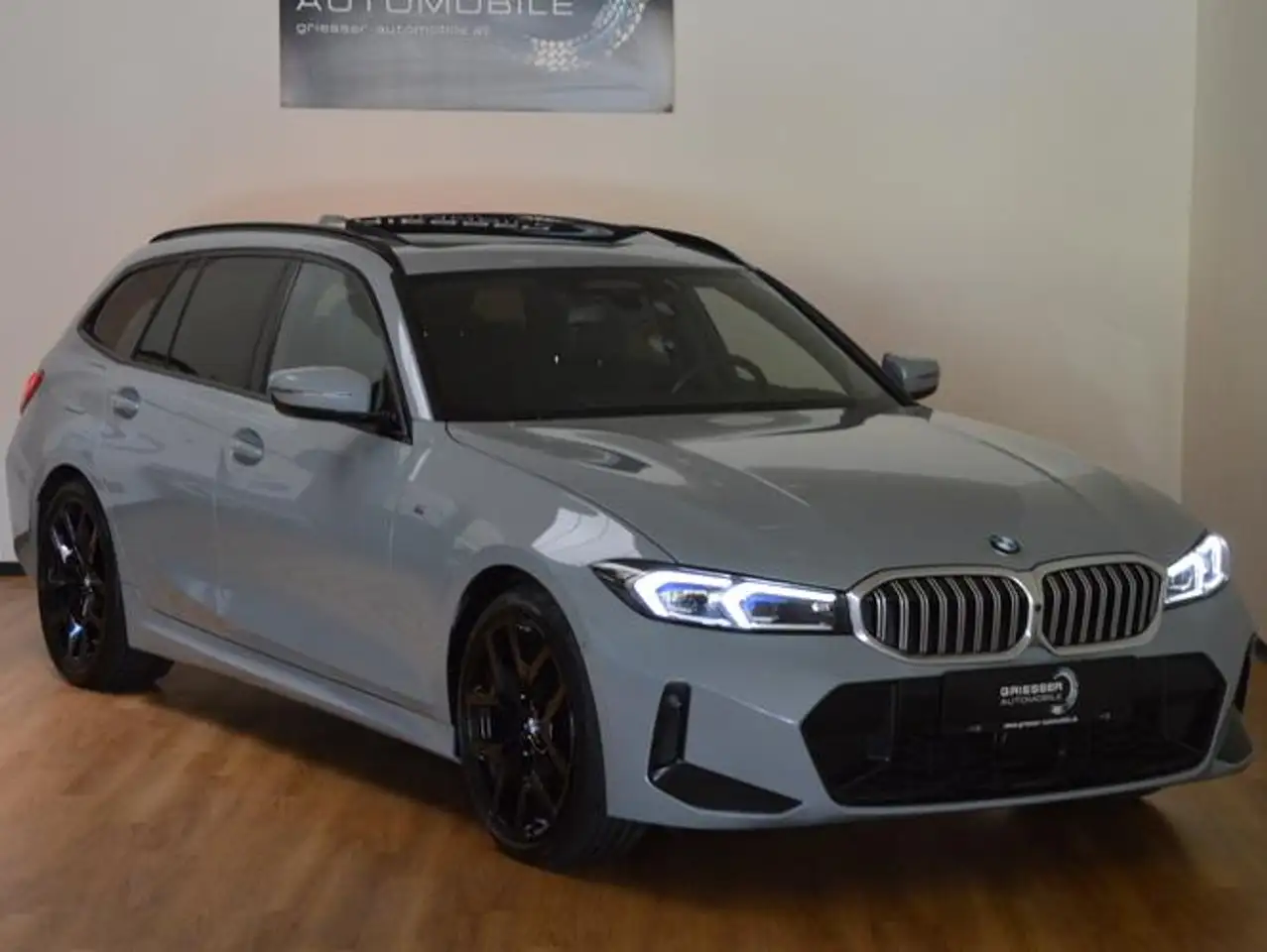 BMW 320