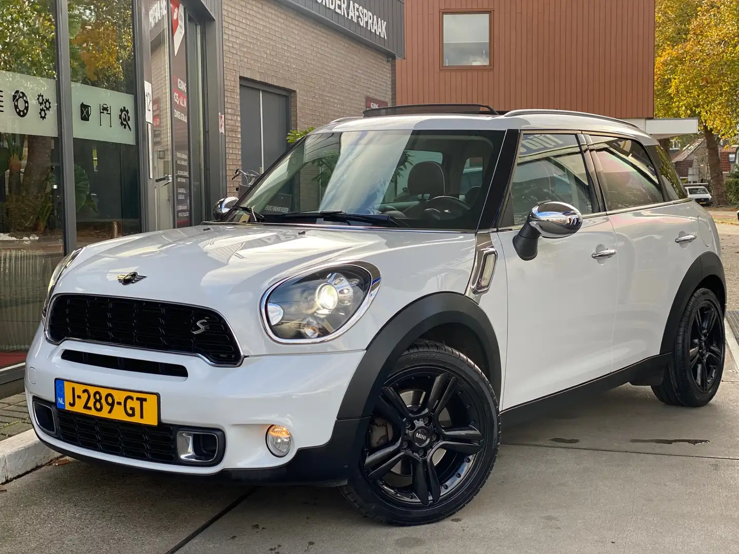 MINI Cooper S Countryman Mini 1.6 ALL4 | Pano | Winterpack | Automaat | Led Blanc - 2