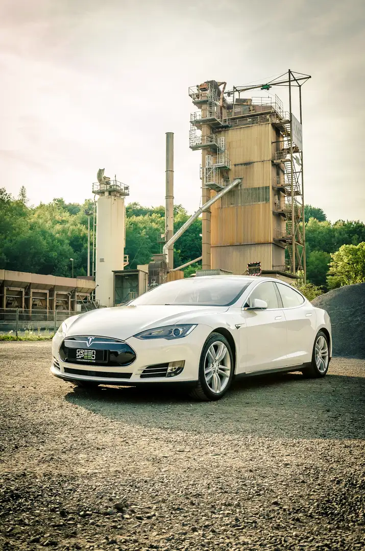 Tesla Model S free Supercharging - 85D 4-wheel, 100% AC-charged Blanc - 2