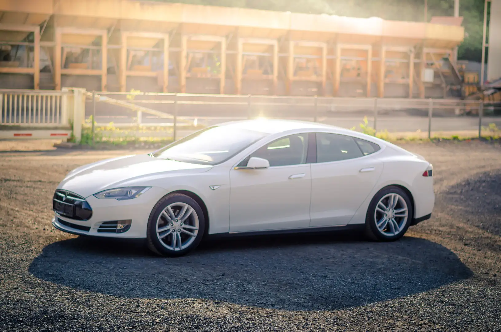 Tesla Model S free Supercharging - 85D 4-wheel, 100% AC-charged Blanc - 1