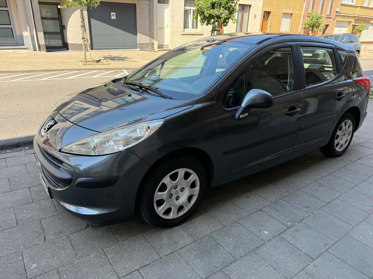 Peugeot 207