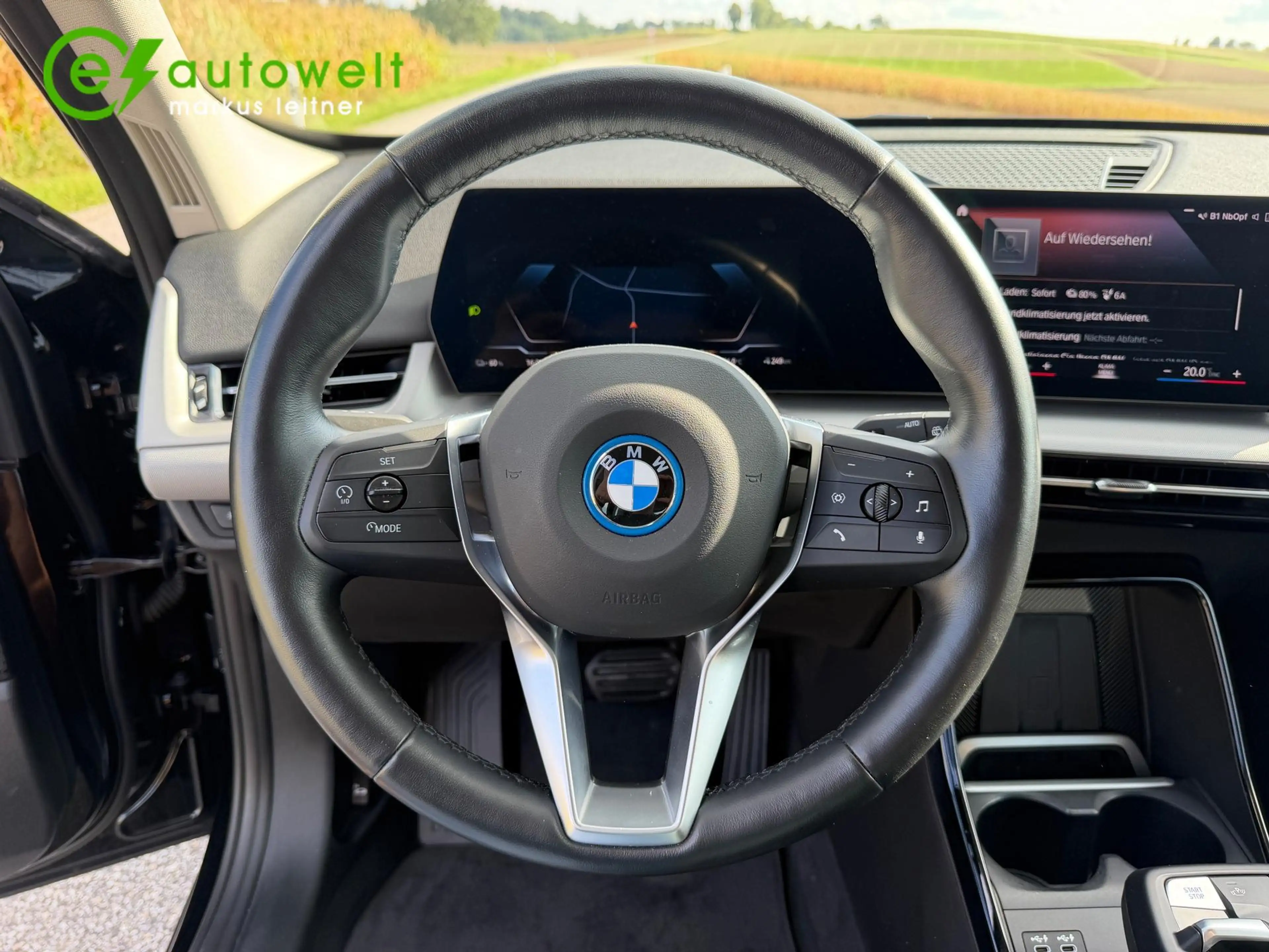 BMW iX1 xDrive30 67kWh AHK adapt. LED Komfortzugang RFK — photo 14
