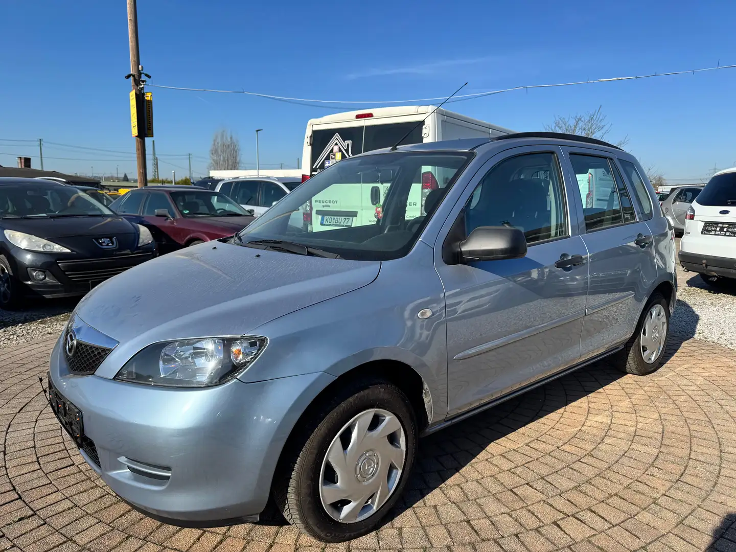 Mazda 2 1.4l Exclusive sehr gepflegt 1. Hand Azul - 2